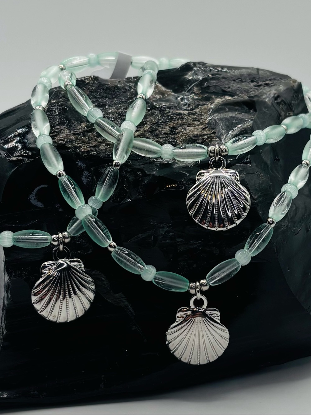 *ANKLET* S. Steel Seashell & Cat’s Eye & Green Frosted Crystal Stretchy Anklet